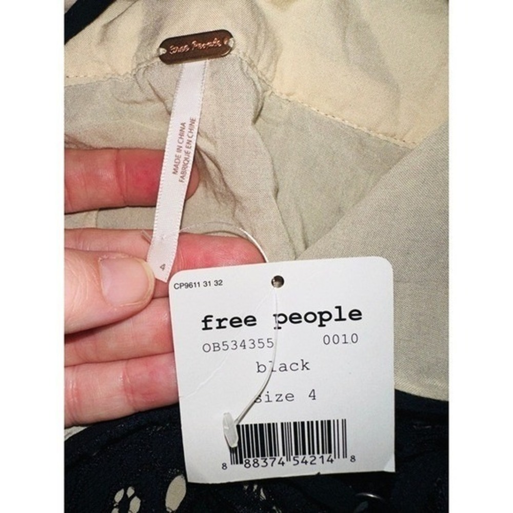 FP1 Free People One Million Lovers Black Lace A-Line Mini Dress Size 4 NWT Wome - Picture 8 of 8
